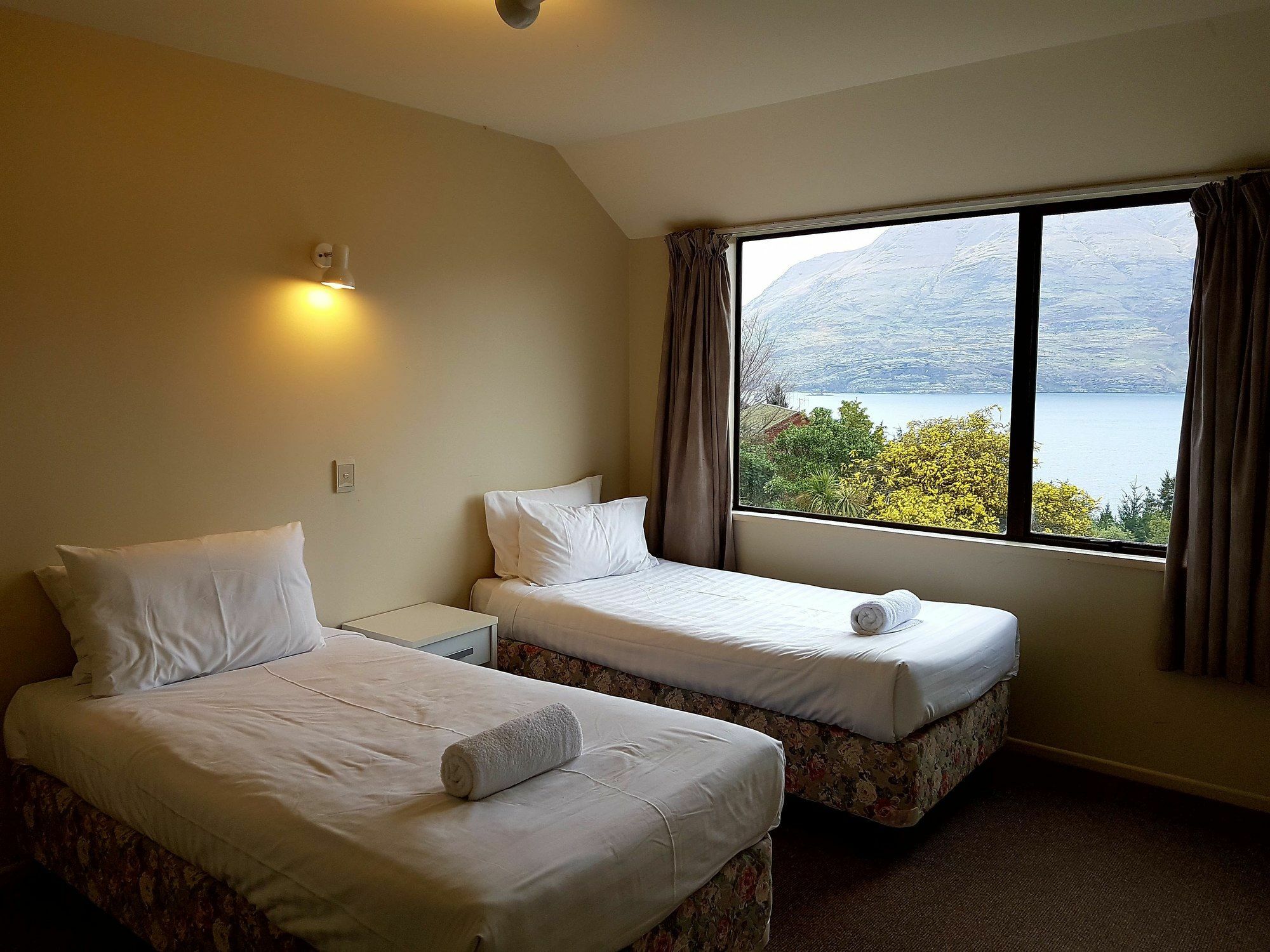 Queenstown Lakeview Holiday Home-5Mins To Town Экстерьер фото